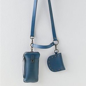 FREE PEOPLE CROSS BODY -Festival phone case +wallet